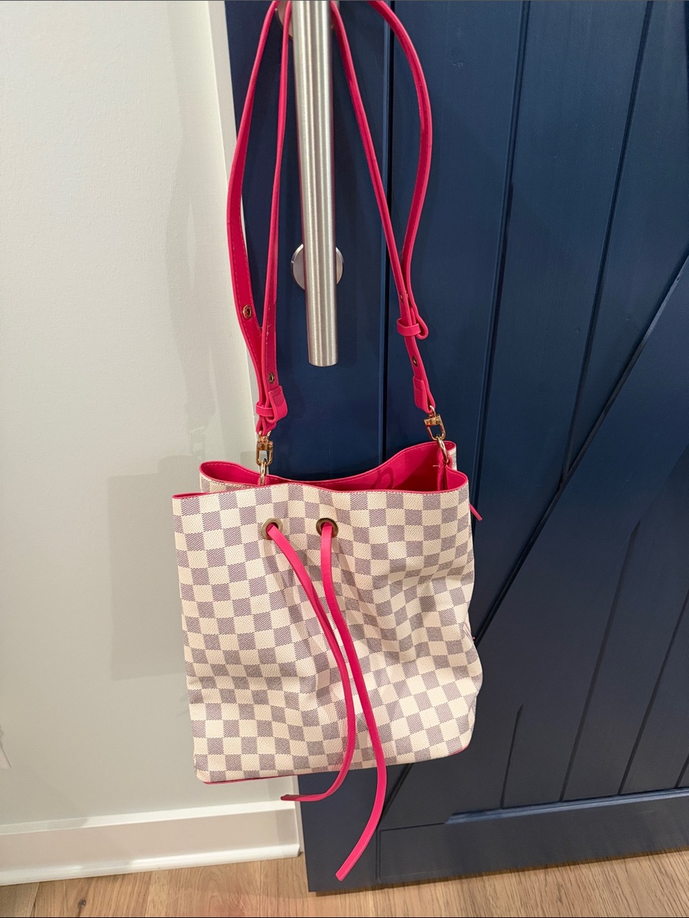 Cream Checkered Bucket Shoulder Bag with Pink Trim